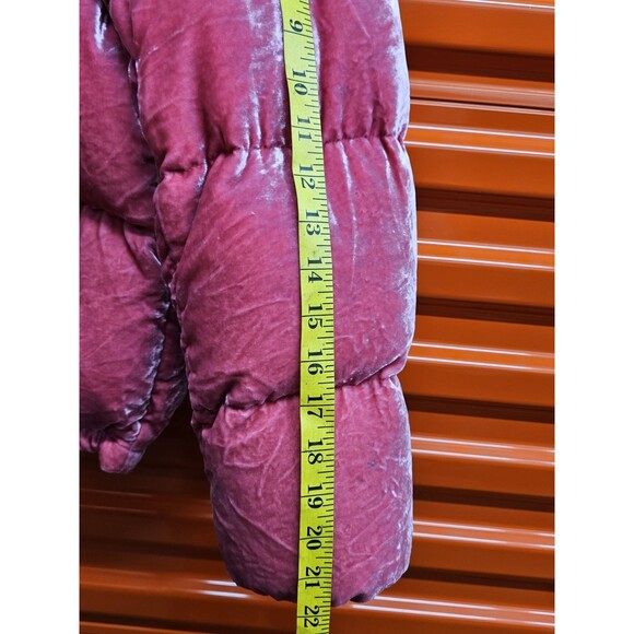 Moncler Fuchsia Caille Velvet Puffer Jacket Coat Womens 4 Pink - Picture 3 of 11